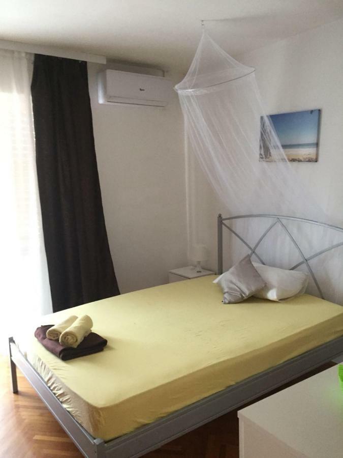 Guest house Hvar 2*